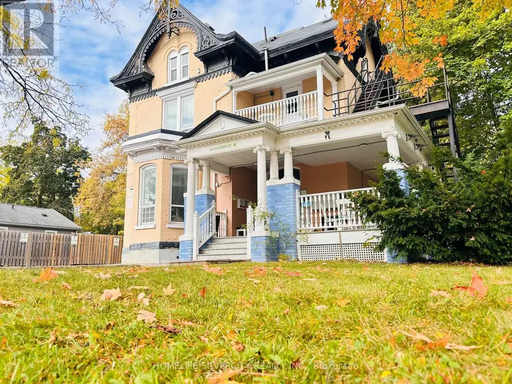 4 - 50 Nelson Street W, Brampton (Downtown Brampton)